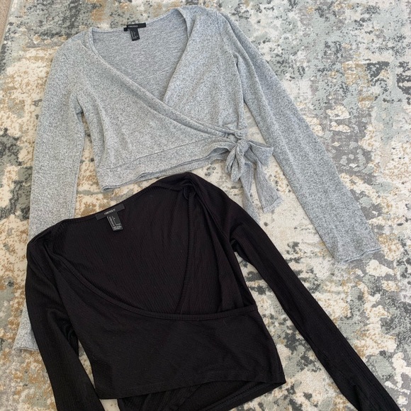 Forever 21 Tops - Forever 21 Crop Tops!
